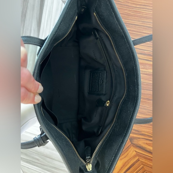 Coach Black Tote - Picture 5 of 8
